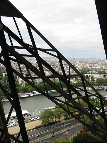 Fahrt auf den Eiffelturm - Ile de France - Paris (Paris)