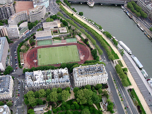 Fußballplatz am Eiffelturm - Ile de France - Paris (Paris)