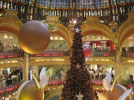 Weihnachtsbaum der Galeries Lafayette - Ile de France - Paris (Paris)