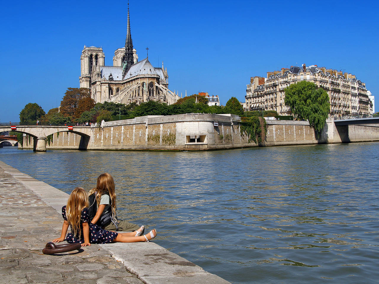  Ansicht von Citysam  Die Île de la Cité ist ein guter Startpunkt für die Besichtigung