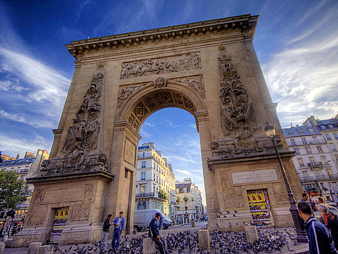  Ansicht Sehenswürdigkeit  in Paris Der Truimphbogen Porte Saint-Denis