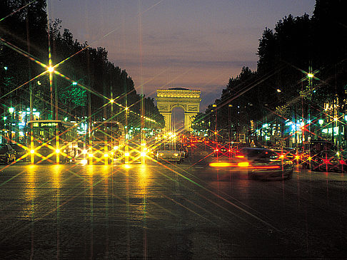 Champs-Elysées